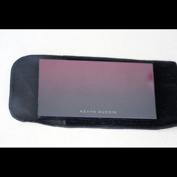 Kevyn Aucoin Highlighter - Picture 5 of 5